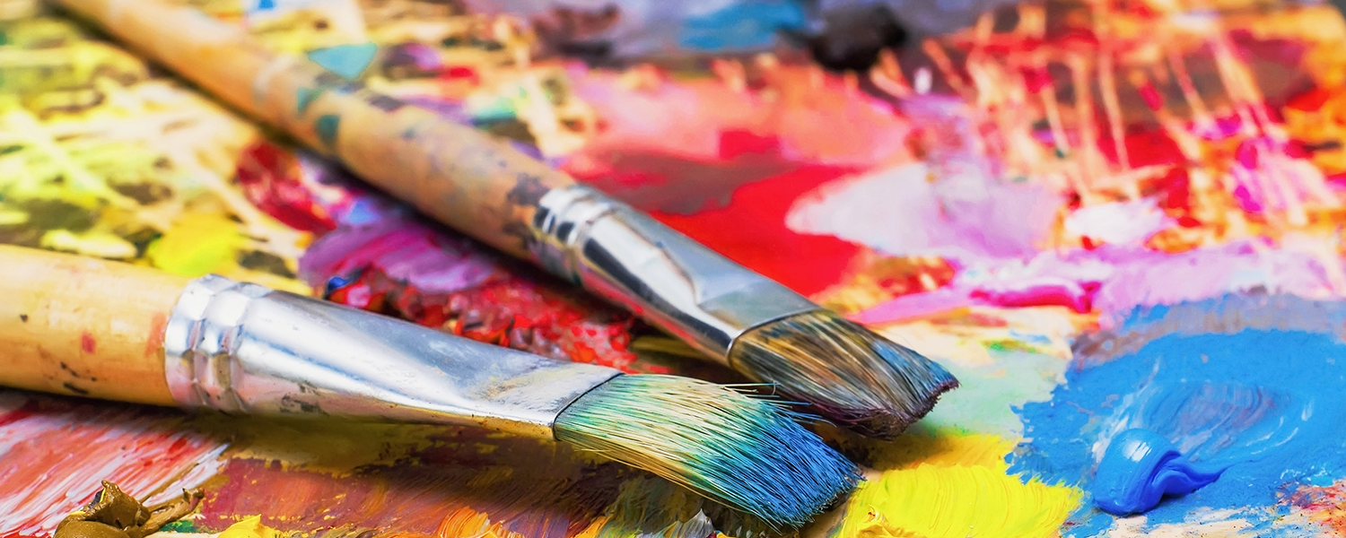 Arete Gallery: Healing Through the Arts Program (Photo: Painting with paintbrushes)